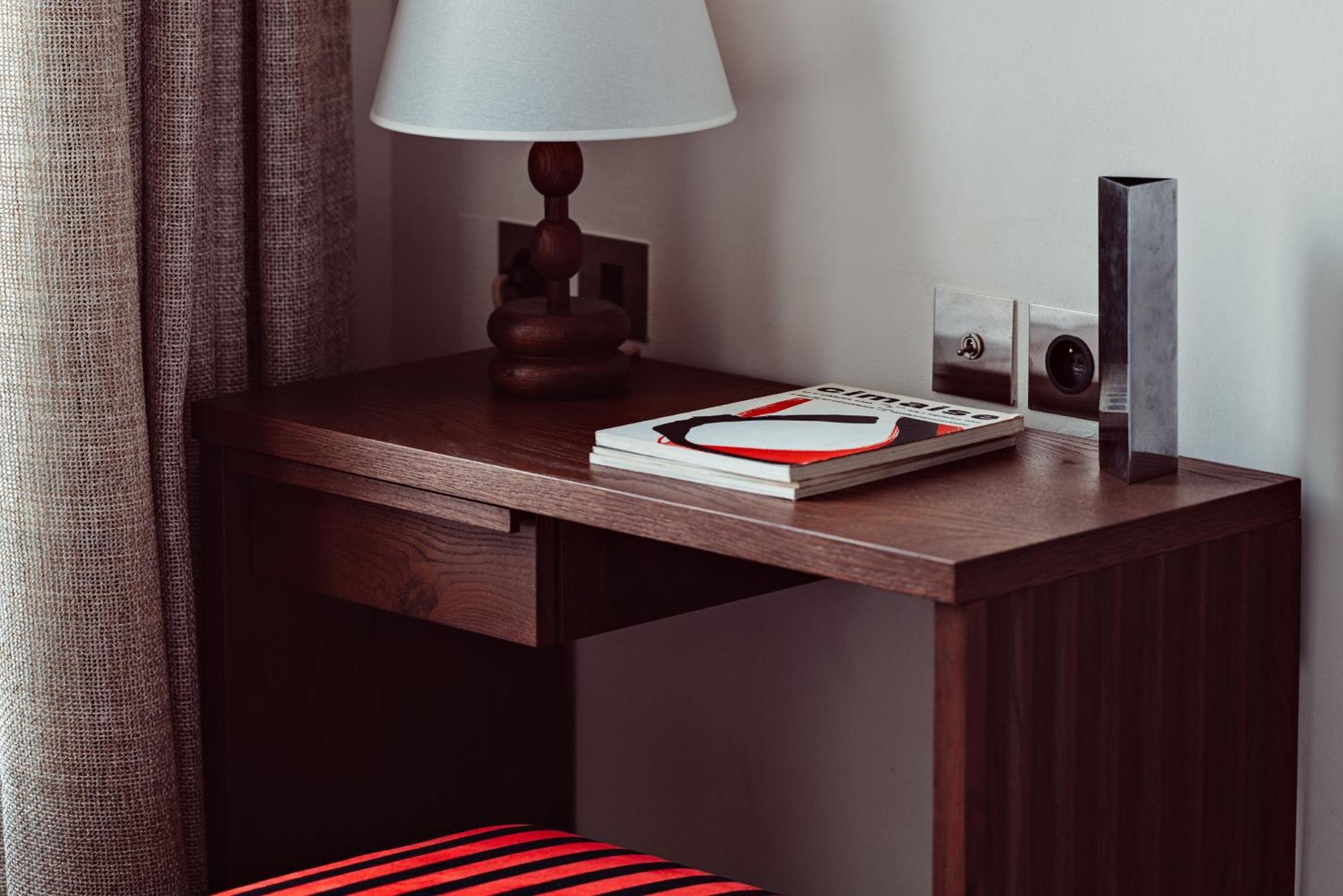 Des Académies Et Des Arts