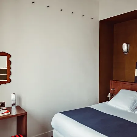Hotel Des Académies Et Des Arts Parigi
