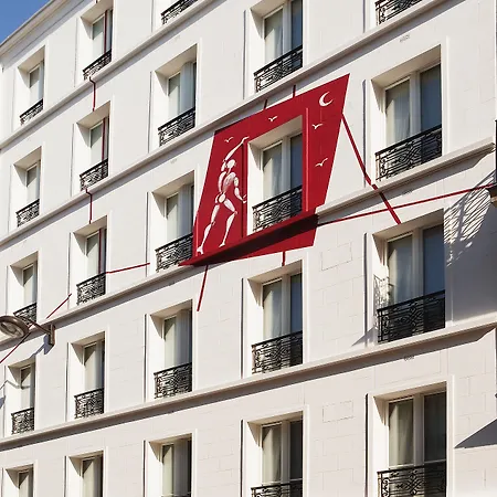 Des Académies Et Des Arts Hotel