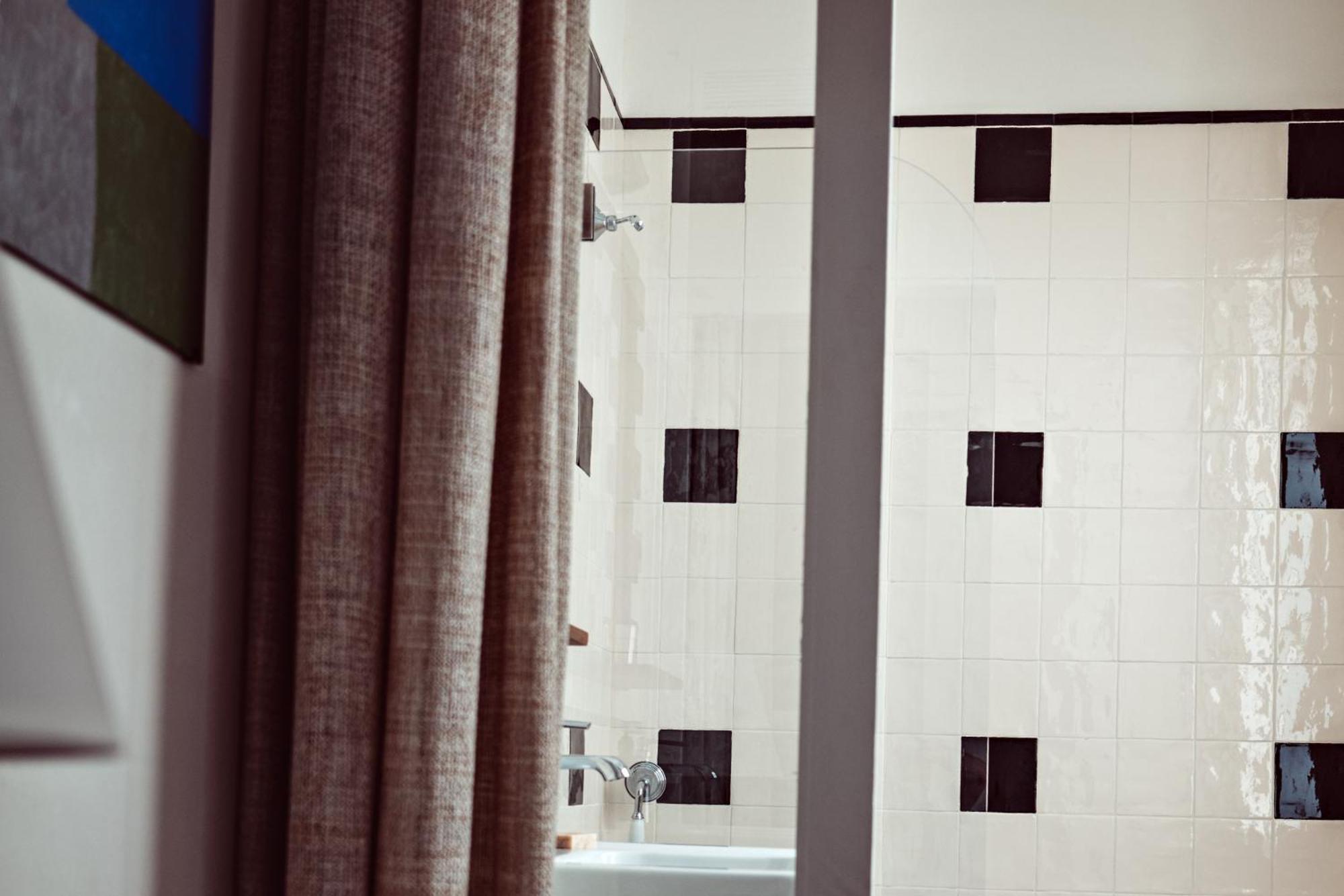 Des Academies Et Des Arts Hotel 4*