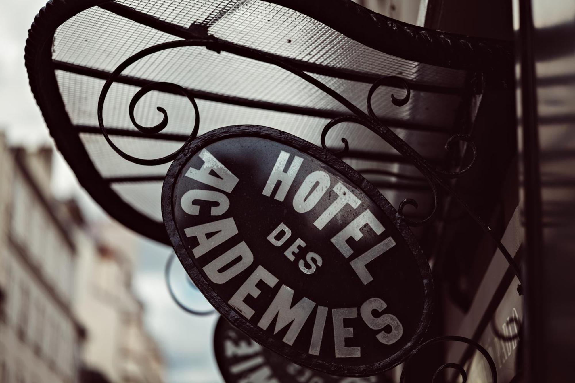 Hotel Des Academies Et Des Arts Paris