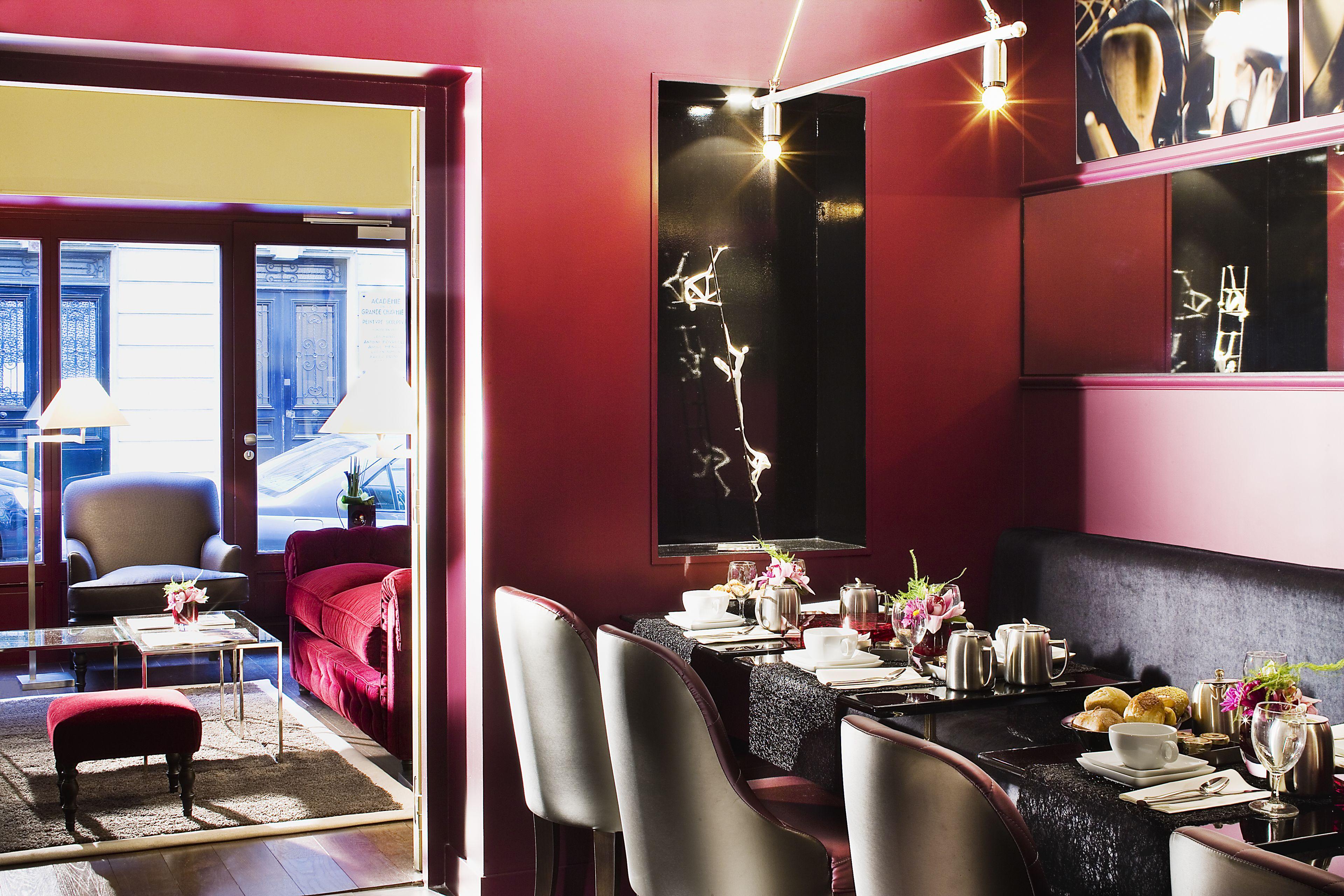 Des Académies Et Des Arts Hotel 4*
