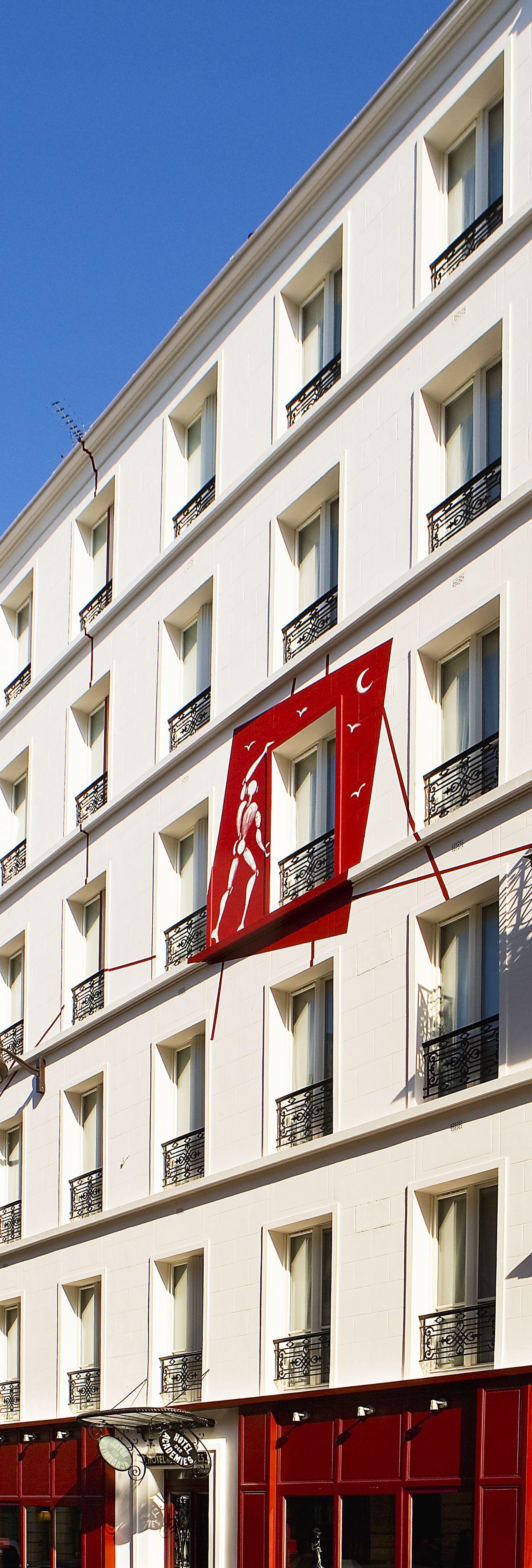 Des Académies Et Des Arts 4*